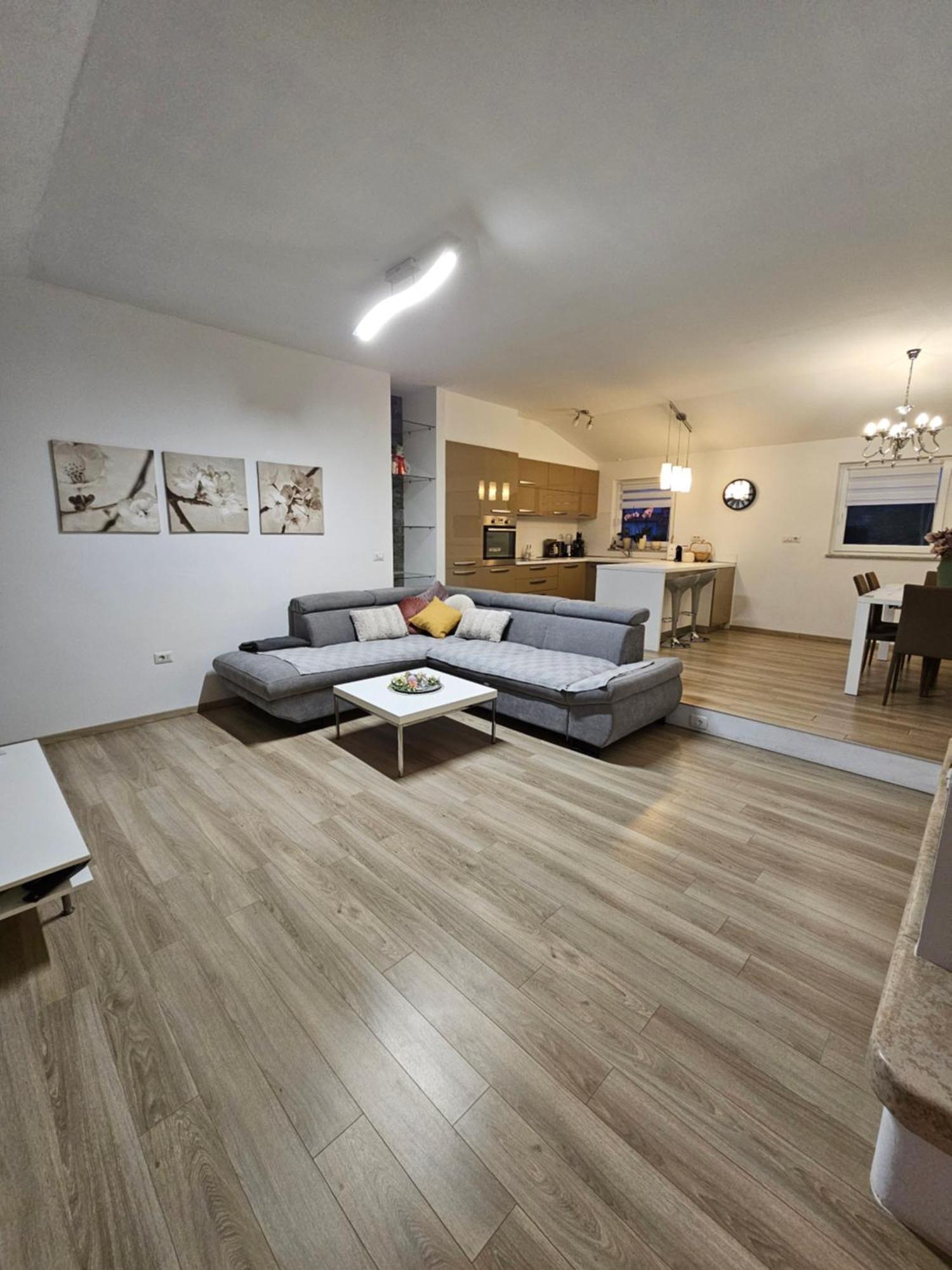 Apartment Robi Umag Exteriér fotografie